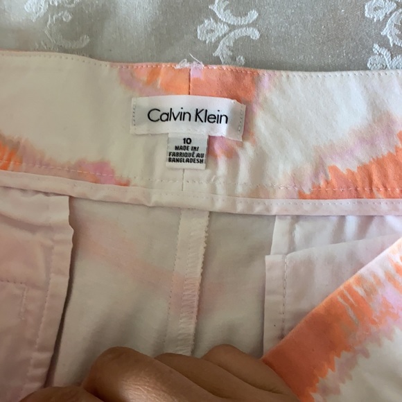 Calvin Klein shorts in tie dye color - Picture 3 of 6